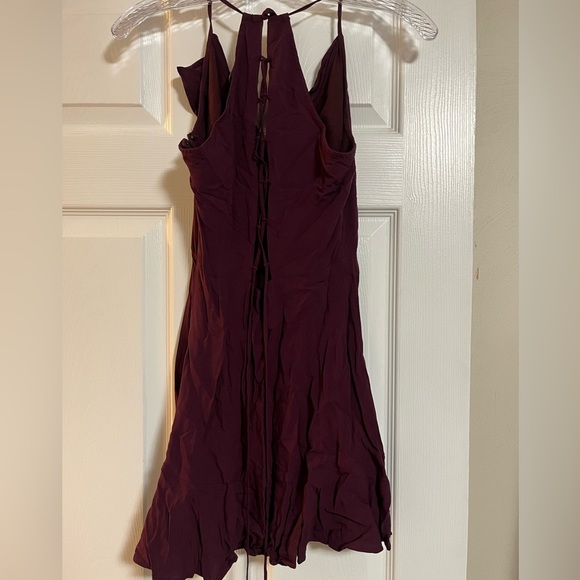 FOREVER 21 Elegant Burgundy Ruffle Dress - Picture 2 of 2
